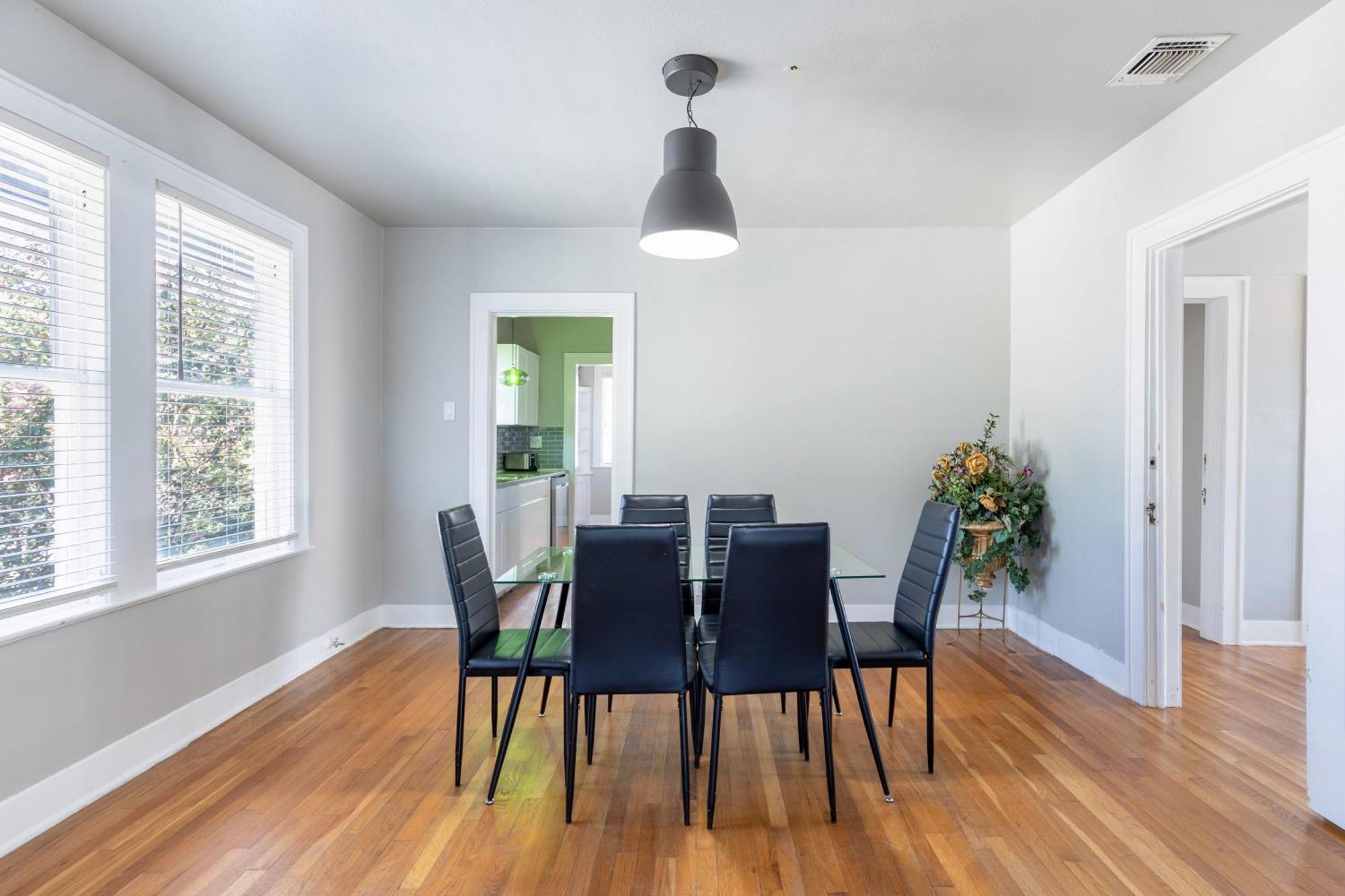 Villa Luxurious 6 Bedroom Near Downtown