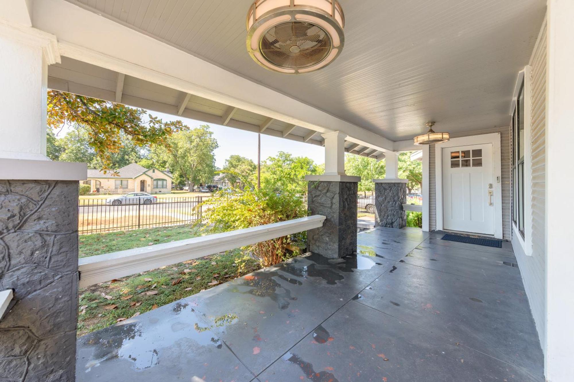 Villa Luxurious 6 Bedroom Near Downtown San Antonio