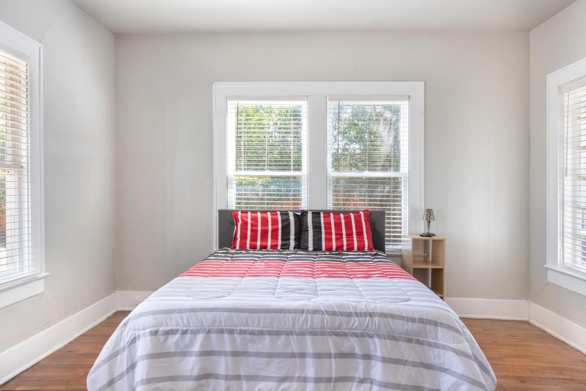 Villa Luxurious 6 Bedroom Near Downtown *